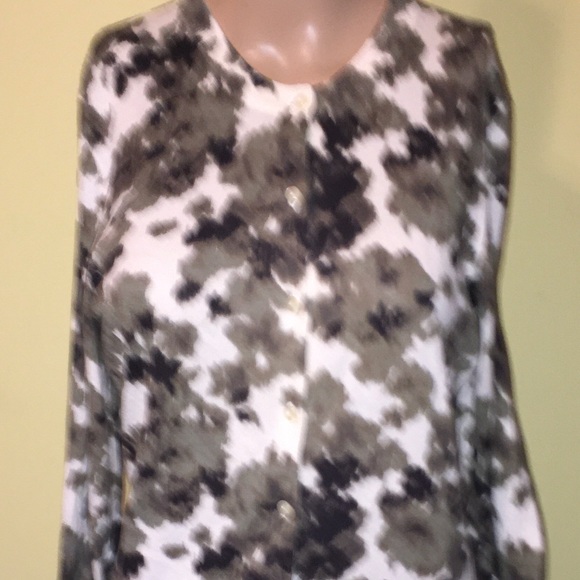 J. Crew Cardigan Sweater size Medium - Picture 4 of 8